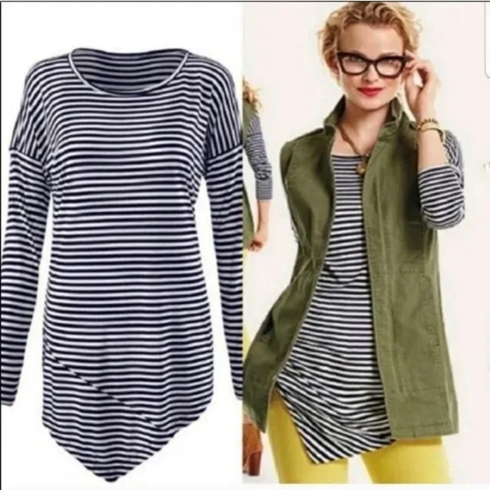 CABI #5064 Blue/White Striped Top Asymetrical Bottom Cotton EUC Women's Size XXS